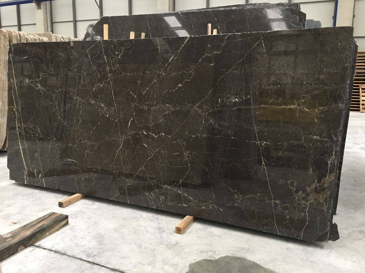 Bursa Olive Maron Marble
